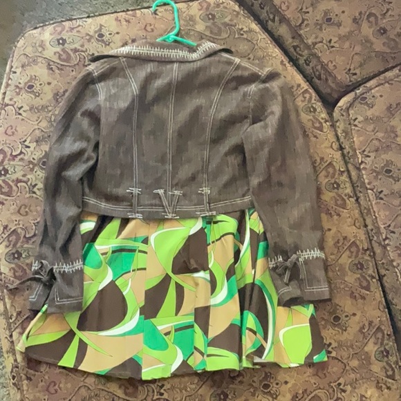 Outfit - Picture 2 of 4